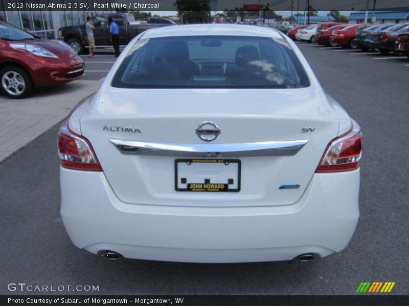 Pearl White / Charcoal 2013 Nissan Altima 2.5 SV