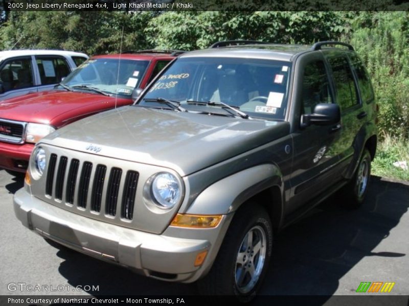 Light Khaki Metallic / Khaki 2005 Jeep Liberty Renegade 4x4