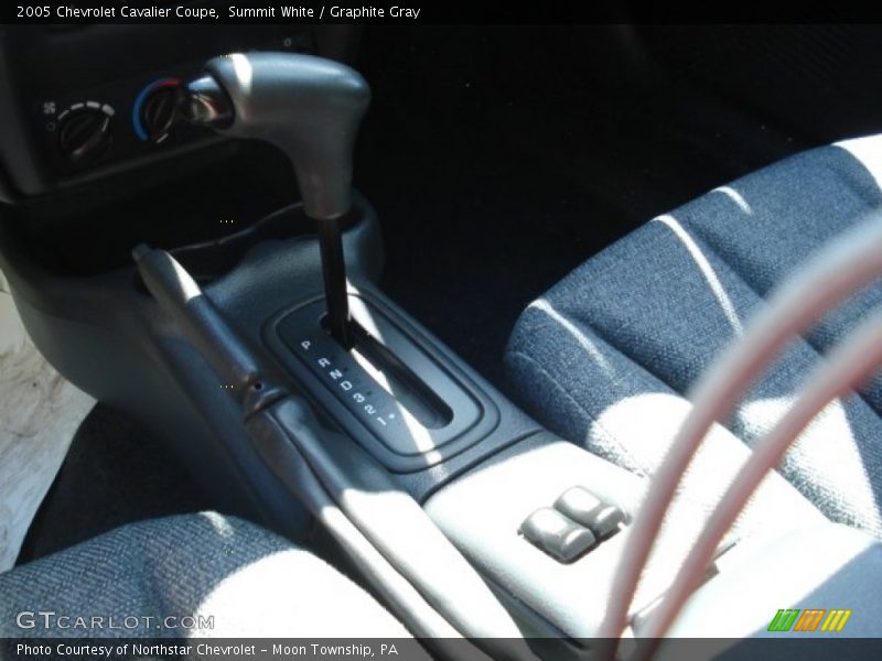 Summit White / Graphite Gray 2005 Chevrolet Cavalier Coupe