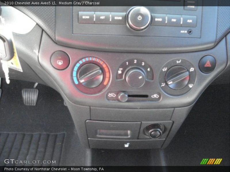 Medium Gray / Charcoal 2010 Chevrolet Aveo Aveo5 LS