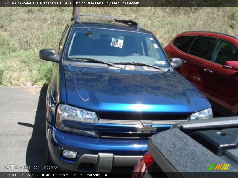 Indigo Blue Metallic / Medium Pewter 2004 Chevrolet TrailBlazer EXT LS 4x4