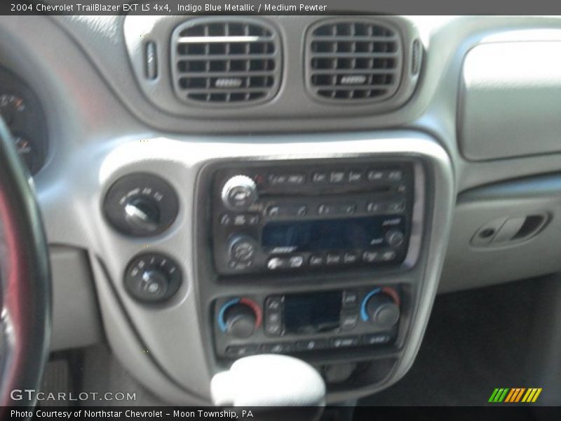 Indigo Blue Metallic / Medium Pewter 2004 Chevrolet TrailBlazer EXT LS 4x4