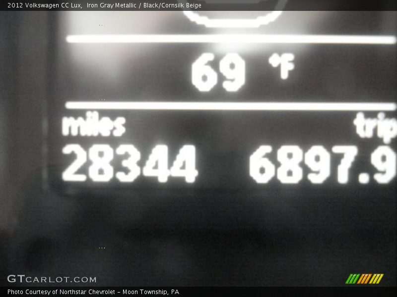 Iron Gray Metallic / Black/Cornsilk Beige 2012 Volkswagen CC Lux