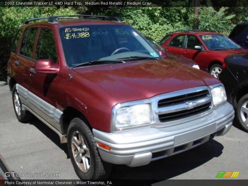 Medium Red Metallic / Medium Gray 2002 Chevrolet Tracker LT 4WD Hard Top