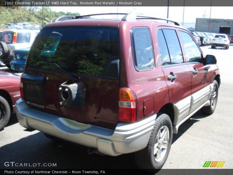 Medium Red Metallic / Medium Gray 2002 Chevrolet Tracker LT 4WD Hard Top