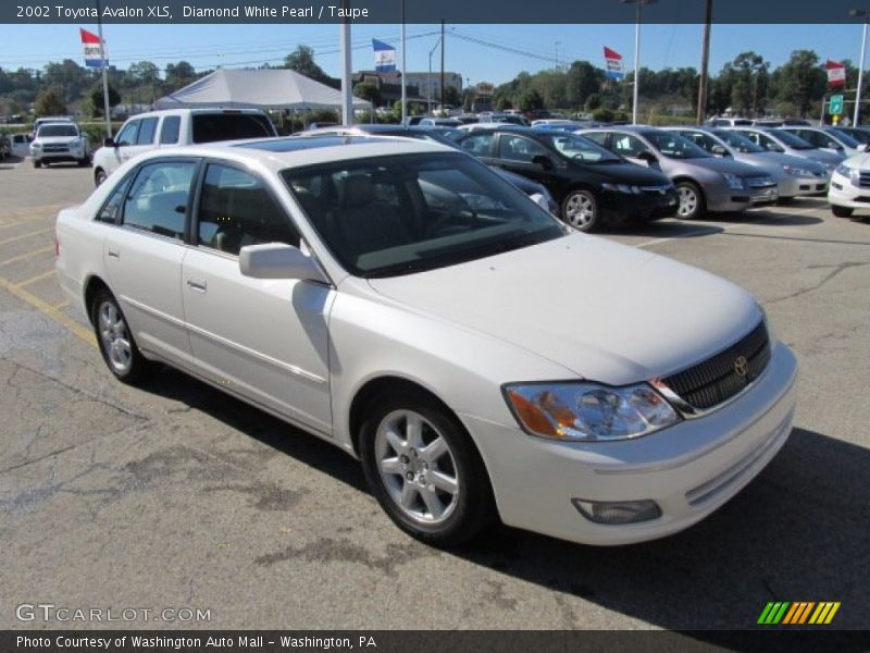 Diamond White Pearl / Taupe 2002 Toyota Avalon XLS