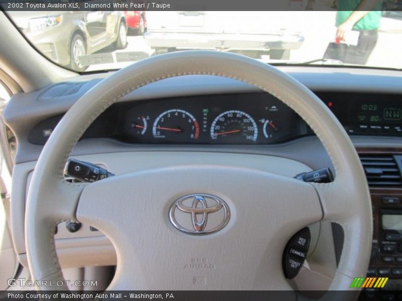 Diamond White Pearl / Taupe 2002 Toyota Avalon XLS