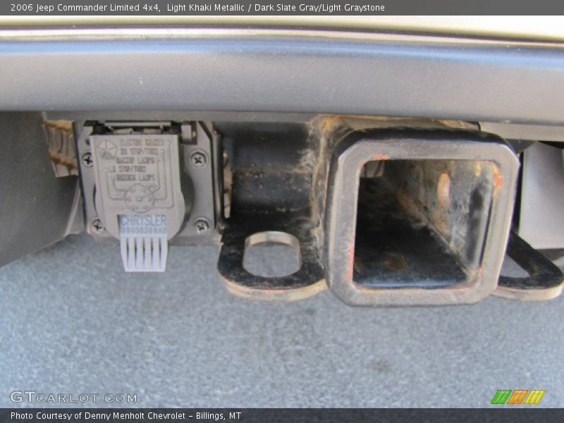 Light Khaki Metallic / Dark Slate Gray/Light Graystone 2006 Jeep Commander Limited 4x4