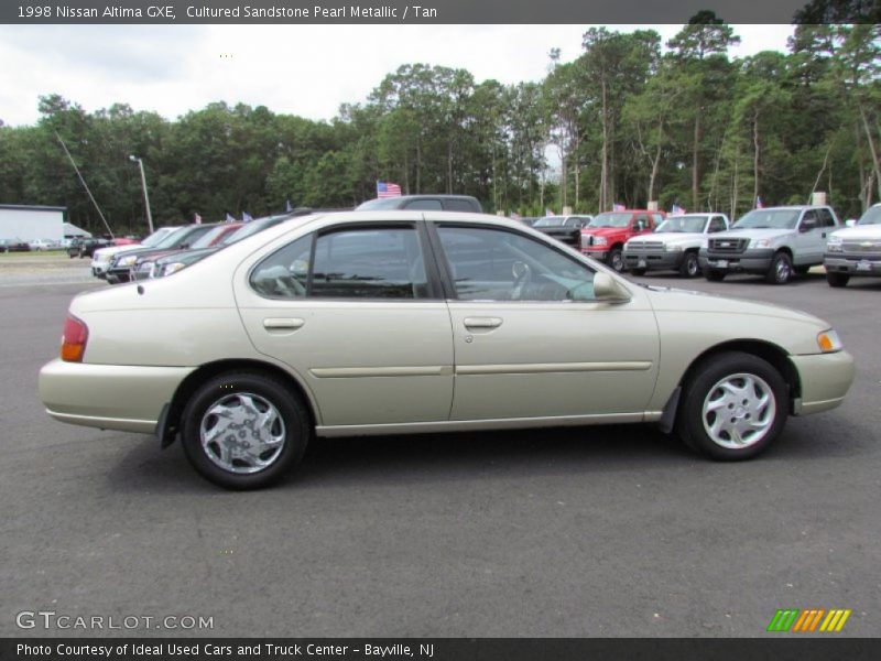 Cultured Sandstone Pearl Metallic / Tan 1998 Nissan Altima GXE