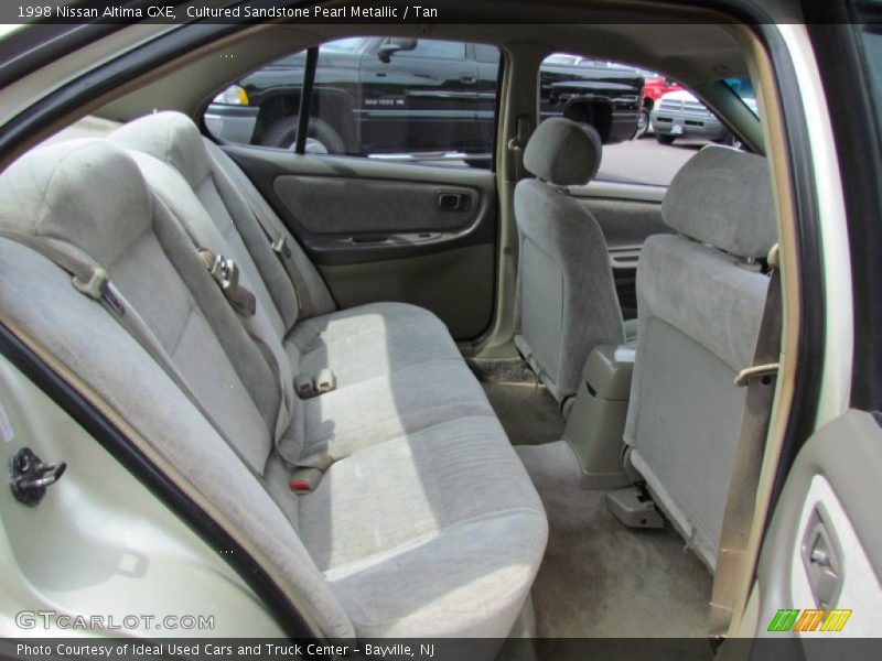 Cultured Sandstone Pearl Metallic / Tan 1998 Nissan Altima GXE