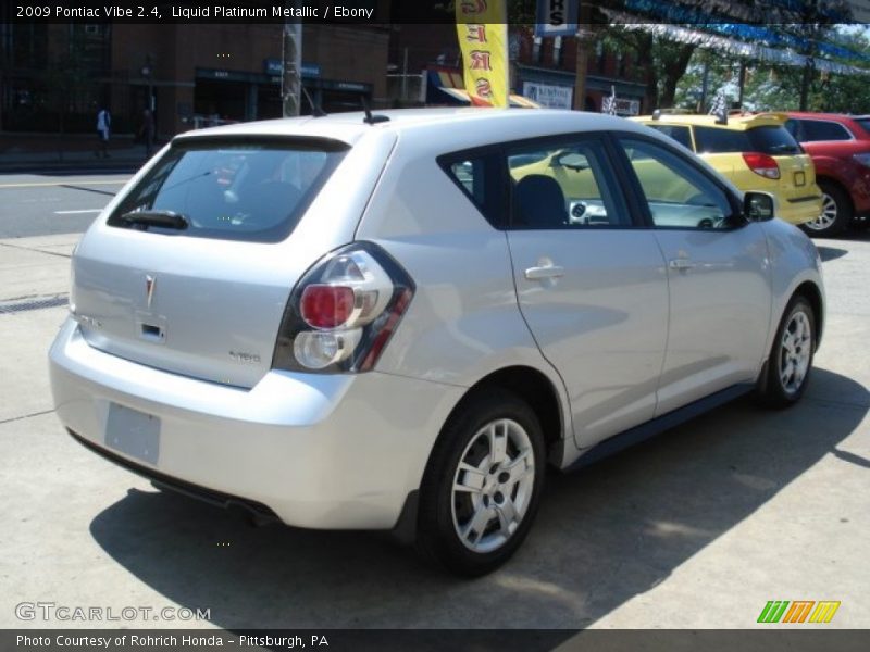 Liquid Platinum Metallic / Ebony 2009 Pontiac Vibe 2.4