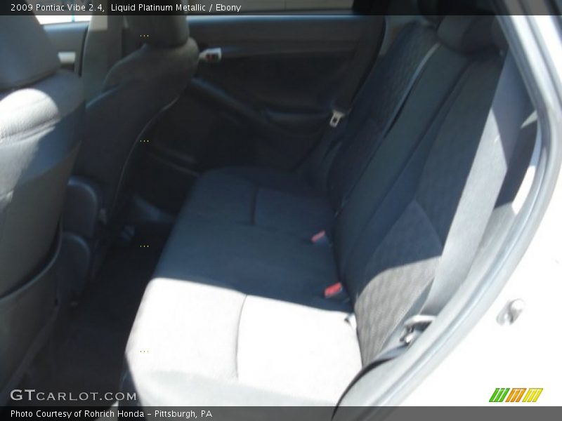 Liquid Platinum Metallic / Ebony 2009 Pontiac Vibe 2.4