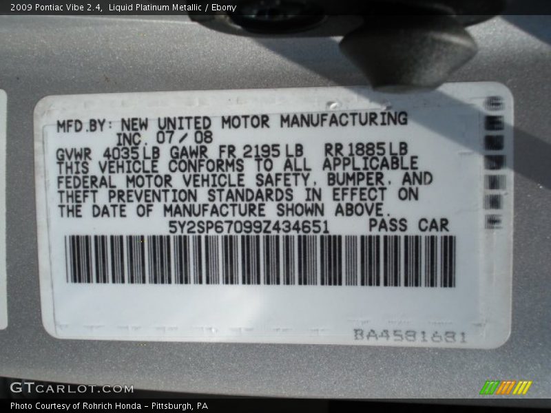 Liquid Platinum Metallic / Ebony 2009 Pontiac Vibe 2.4