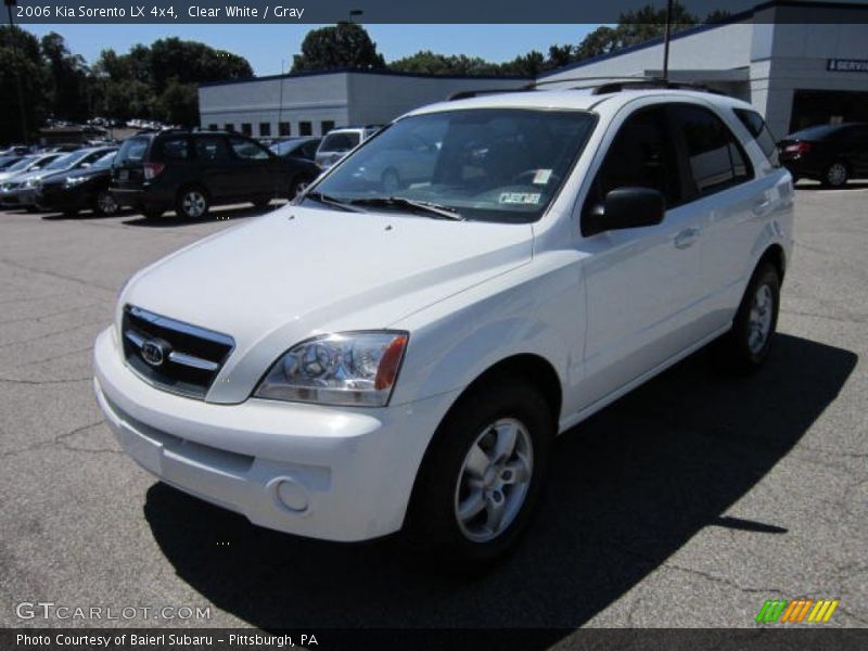 Clear White / Gray 2006 Kia Sorento LX 4x4