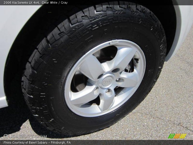 Clear White / Gray 2006 Kia Sorento LX 4x4