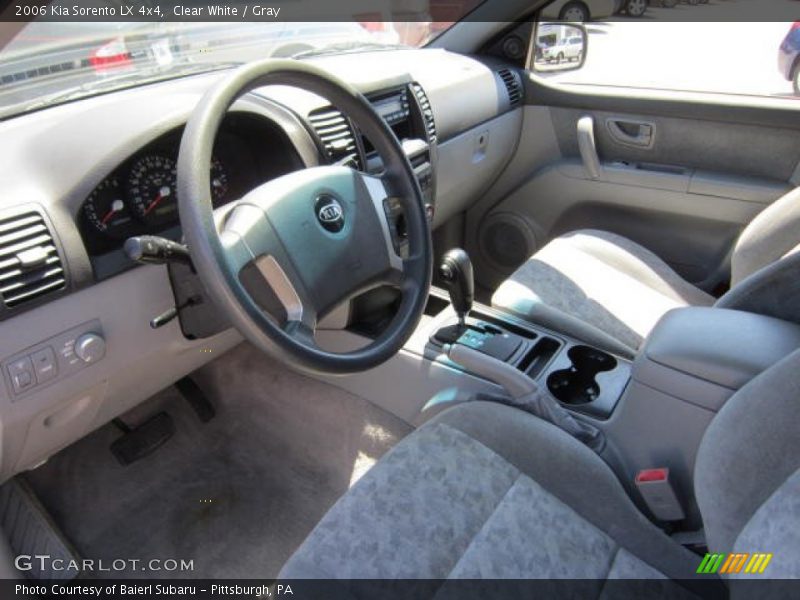 Clear White / Gray 2006 Kia Sorento LX 4x4