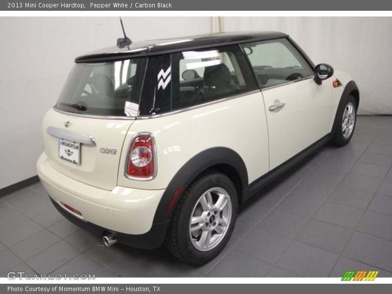 Pepper White / Carbon Black 2013 Mini Cooper Hardtop