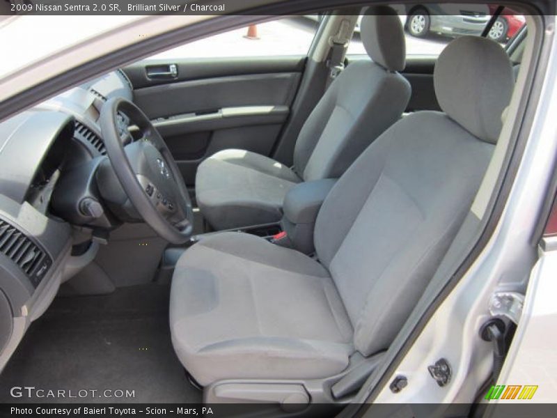 Brilliant Silver / Charcoal 2009 Nissan Sentra 2.0 SR