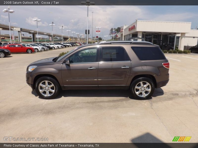 Cocoa / Tan 2008 Saturn Outlook XR