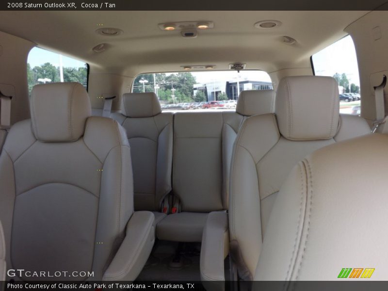 Cocoa / Tan 2008 Saturn Outlook XR