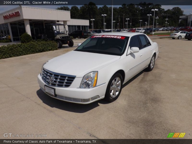 Glacier White / Cashmere 2006 Cadillac DTS