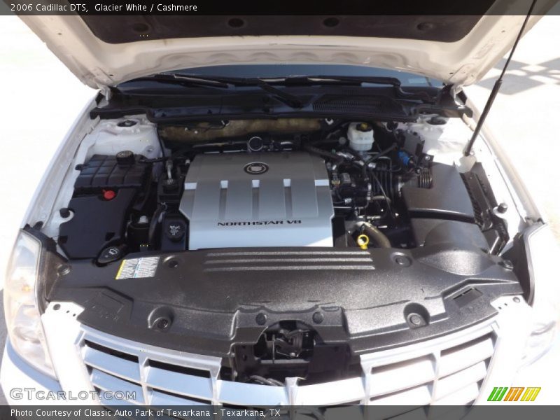 Glacier White / Cashmere 2006 Cadillac DTS