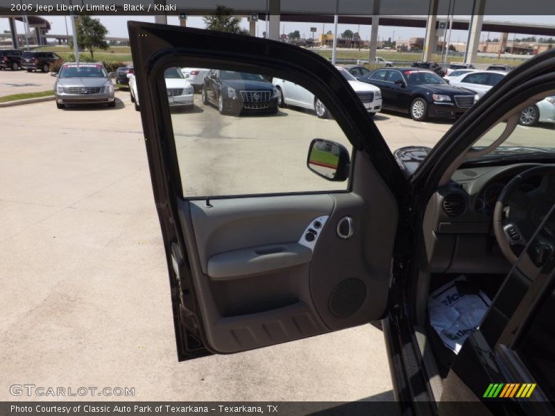 Black / Khaki 2006 Jeep Liberty Limited
