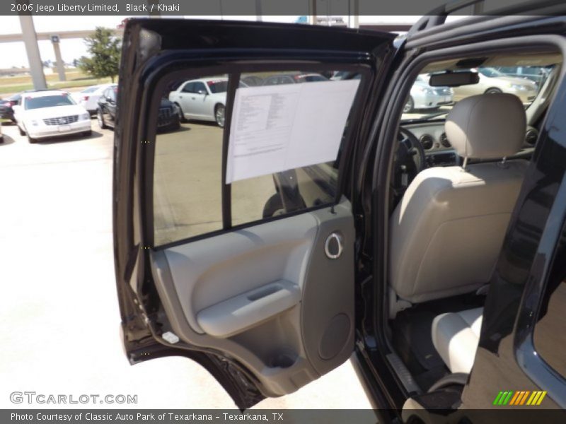 Black / Khaki 2006 Jeep Liberty Limited
