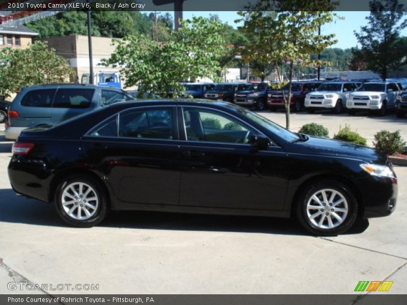 Black / Ash Gray 2010 Toyota Camry XLE V6