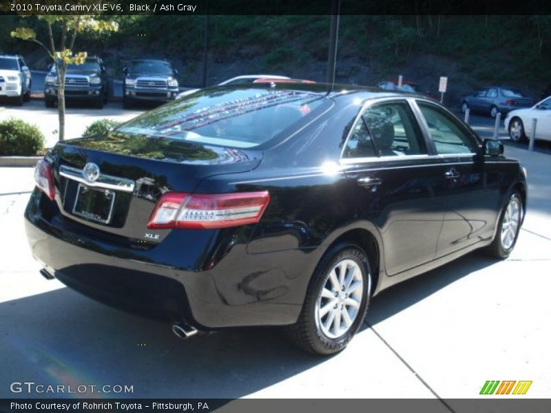 Black / Ash Gray 2010 Toyota Camry XLE V6