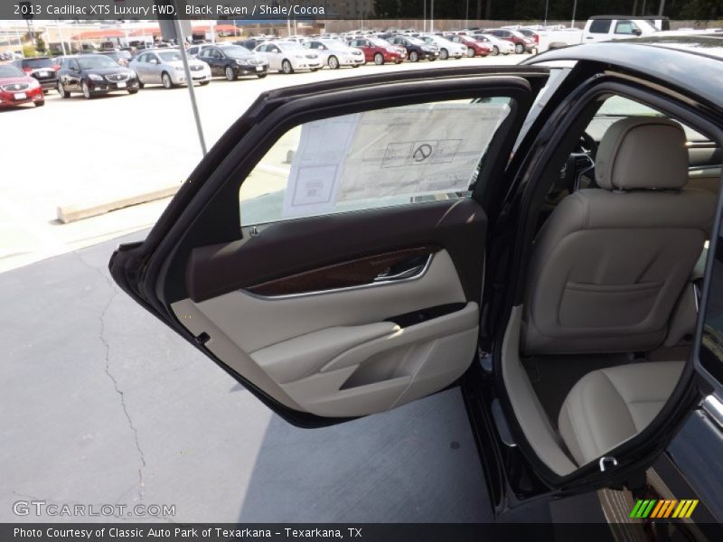 Black Raven / Shale/Cocoa 2013 Cadillac XTS Luxury FWD