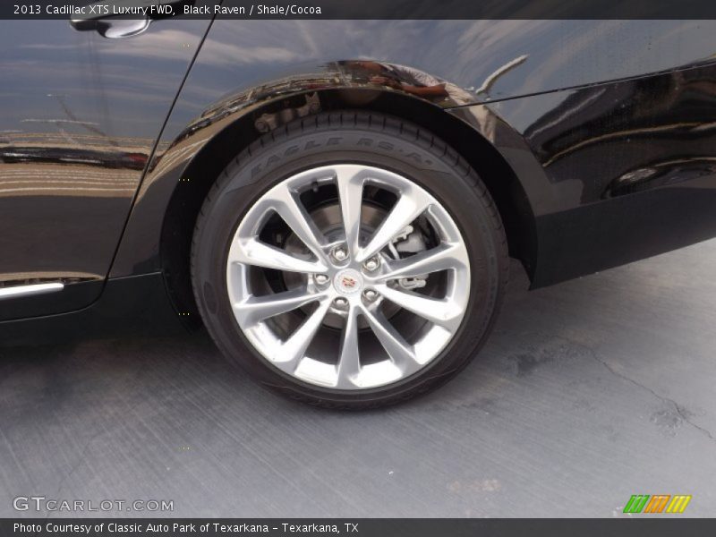  2013 XTS Luxury FWD Wheel