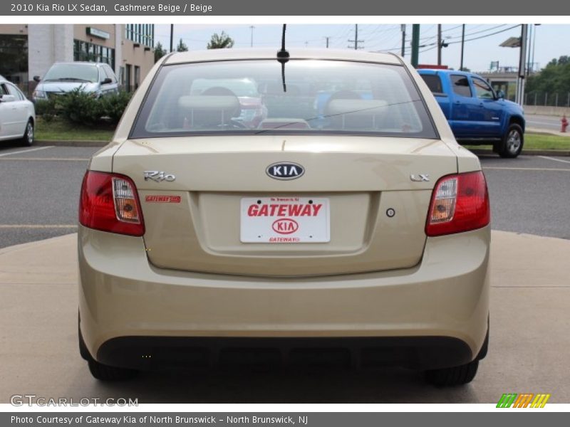 Cashmere Beige / Beige 2010 Kia Rio LX Sedan