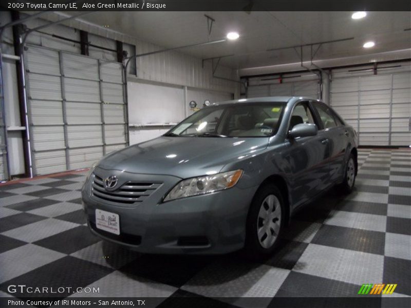 Aloe Green Metallic / Bisque 2009 Toyota Camry LE