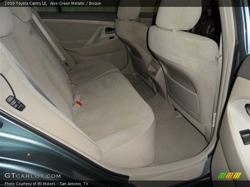 Aloe Green Metallic / Bisque 2009 Toyota Camry LE