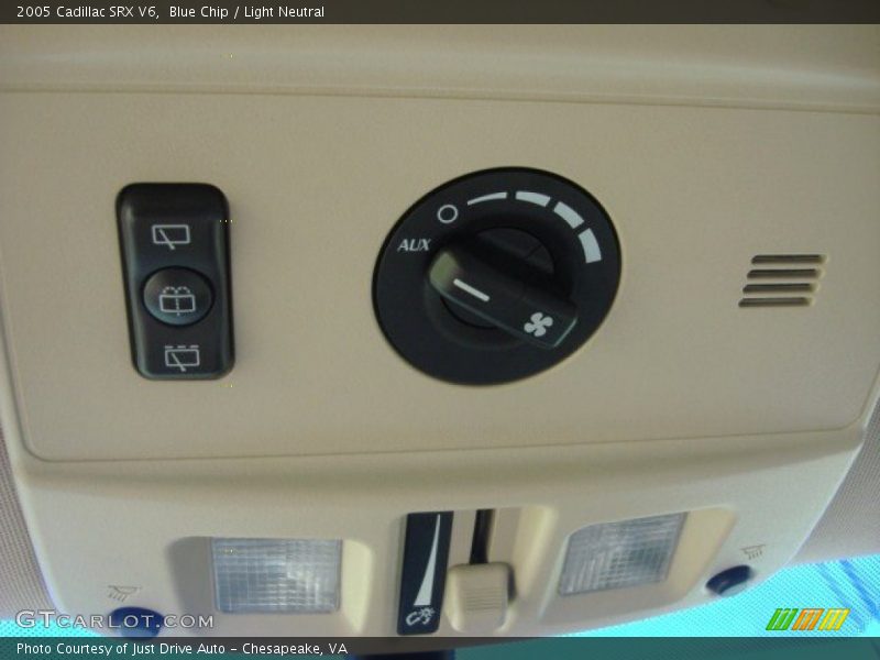 Blue Chip / Light Neutral 2005 Cadillac SRX V6