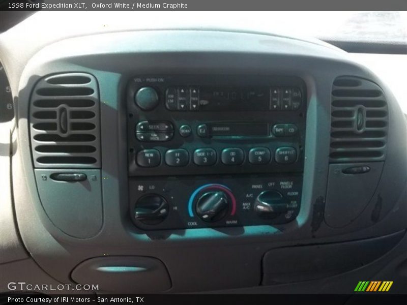 Oxford White / Medium Graphite 1998 Ford Expedition XLT