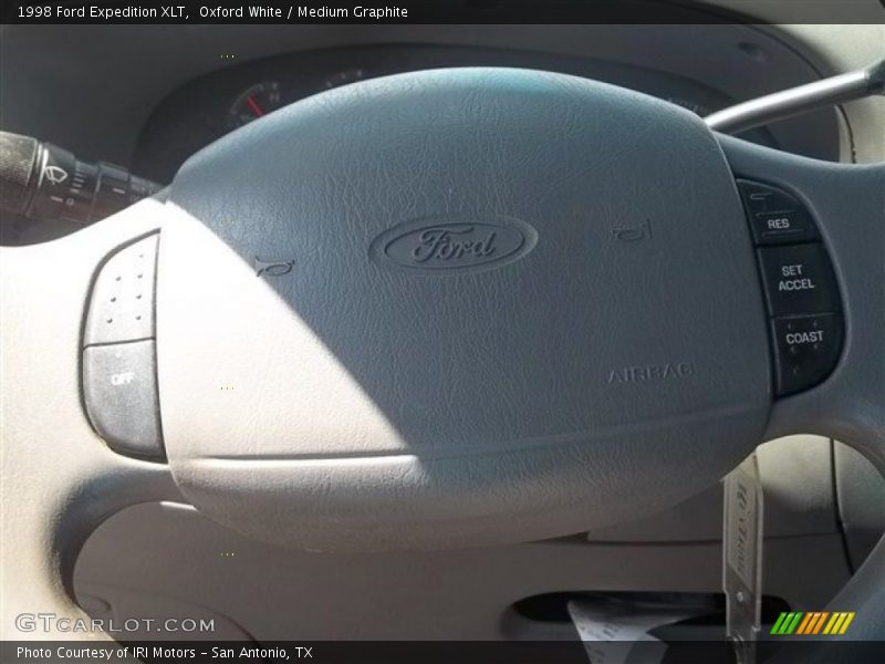 Oxford White / Medium Graphite 1998 Ford Expedition XLT