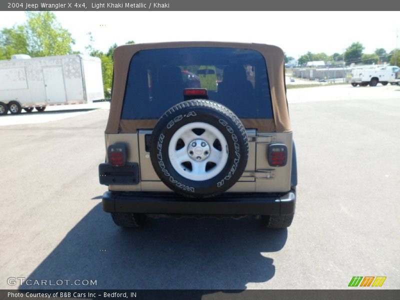 Light Khaki Metallic / Khaki 2004 Jeep Wrangler X 4x4