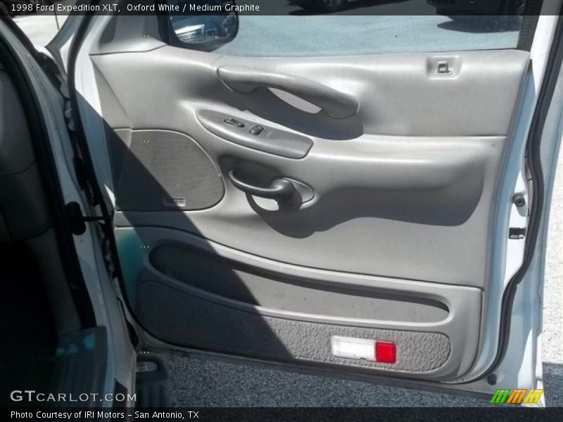 Oxford White / Medium Graphite 1998 Ford Expedition XLT