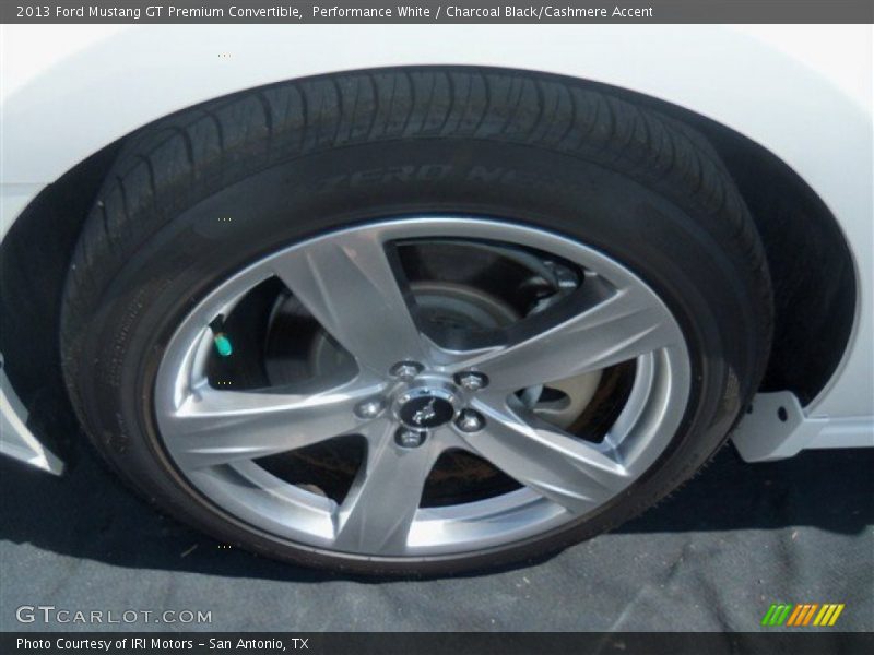  2013 Mustang GT Premium Convertible Wheel