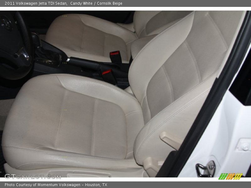Candy White / Cornsilk Beige 2011 Volkswagen Jetta TDI Sedan