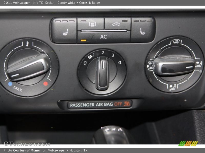 Candy White / Cornsilk Beige 2011 Volkswagen Jetta TDI Sedan
