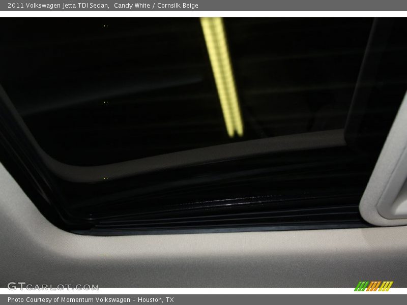 Candy White / Cornsilk Beige 2011 Volkswagen Jetta TDI Sedan