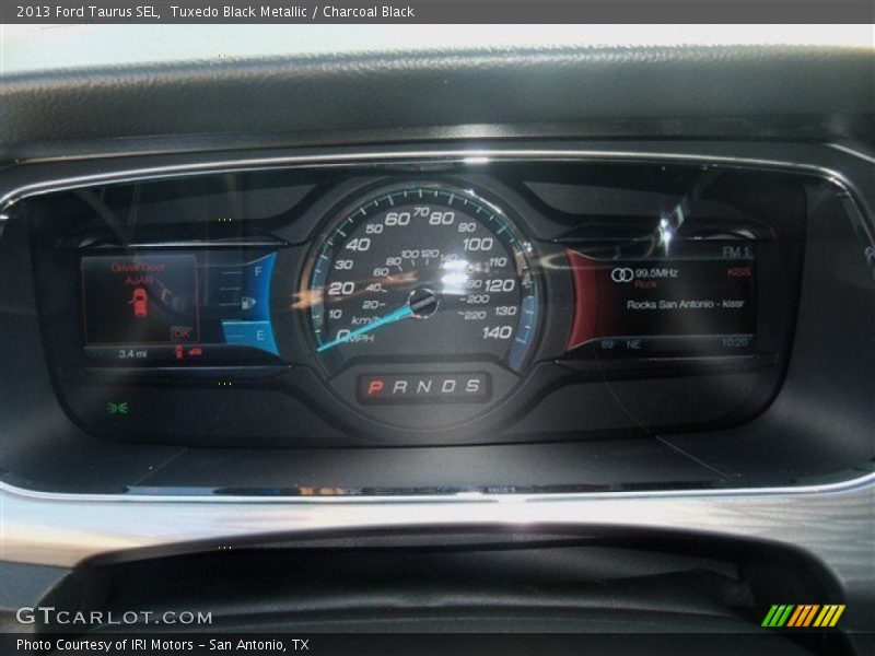 Tuxedo Black Metallic / Charcoal Black 2013 Ford Taurus SEL