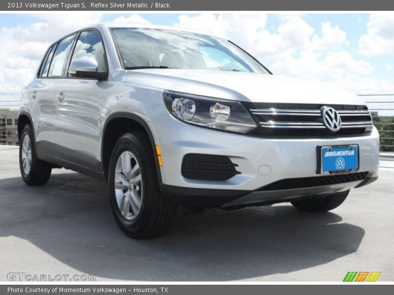 Reflex Silver Metallic / Black 2013 Volkswagen Tiguan S