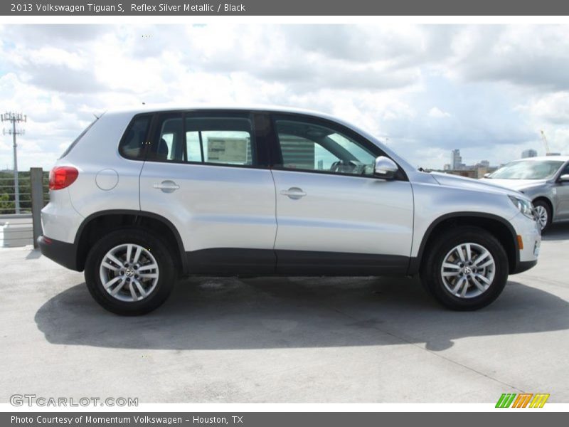 Reflex Silver Metallic / Black 2013 Volkswagen Tiguan S