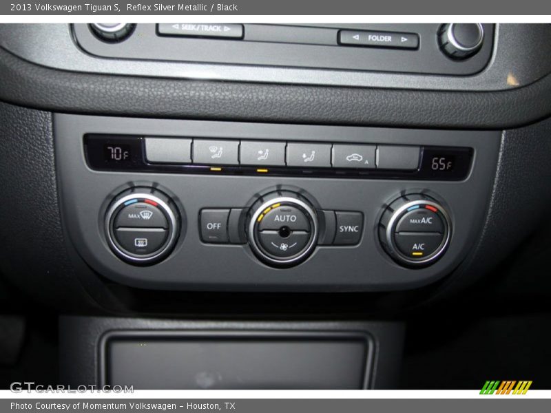 Reflex Silver Metallic / Black 2013 Volkswagen Tiguan S