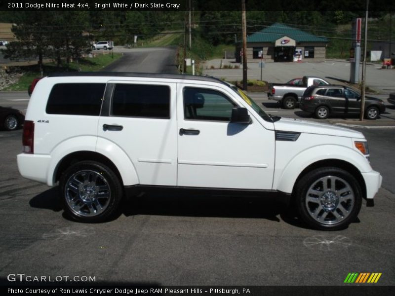 Bright White / Dark Slate Gray 2011 Dodge Nitro Heat 4x4