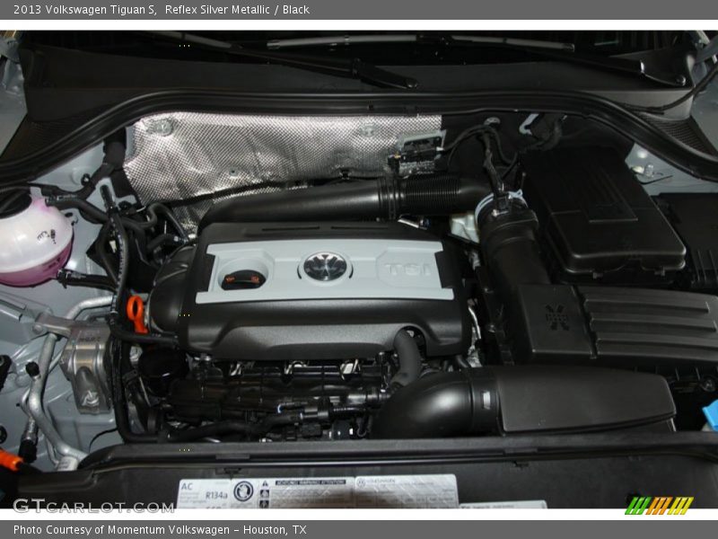Reflex Silver Metallic / Black 2013 Volkswagen Tiguan S